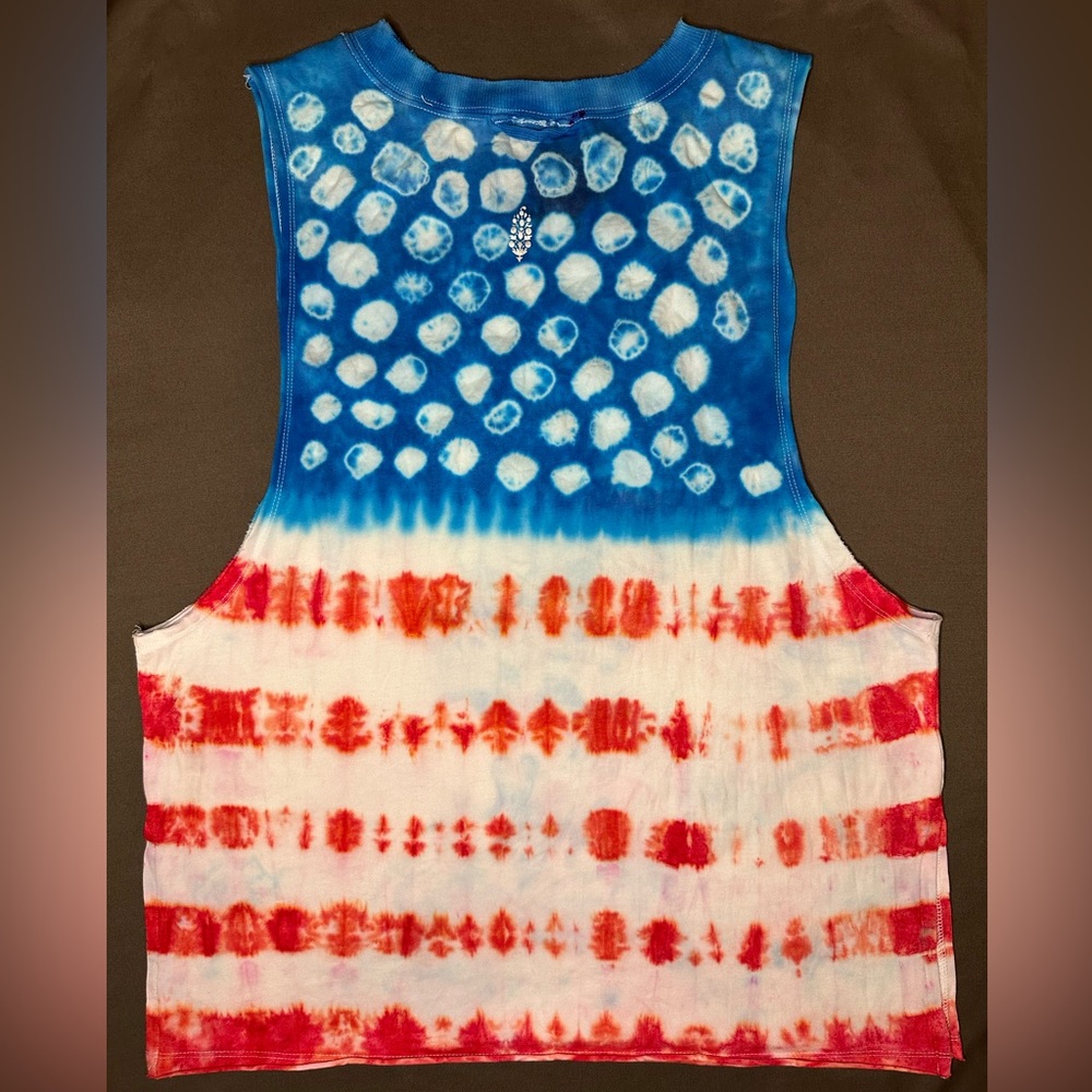 πΊπΈ Free People FP Movement Hot Shot Relaxed Tank πΊπΈ USA American Flag - Picture 3 of 6